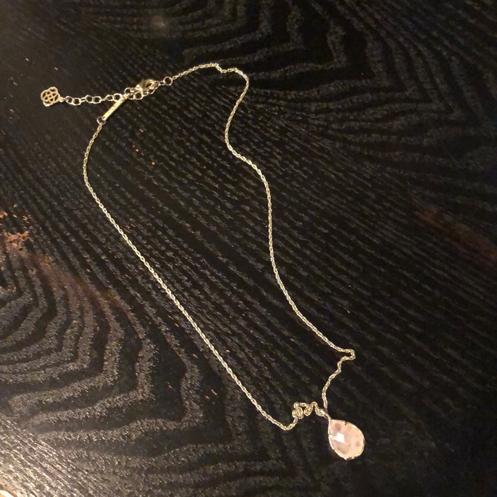 KENDRA Scott tear drop necklace